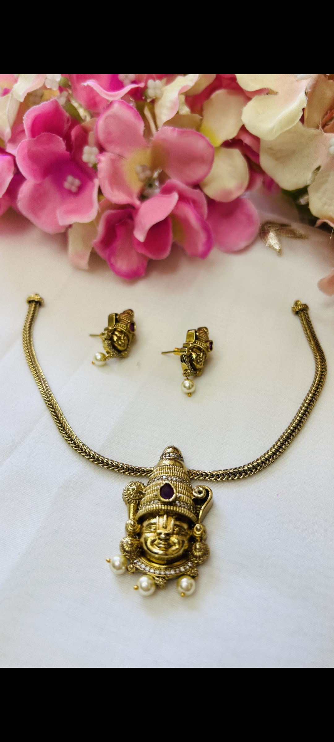 Traditional Lord Venkateswara (Balaji) Pendant Necklace Set