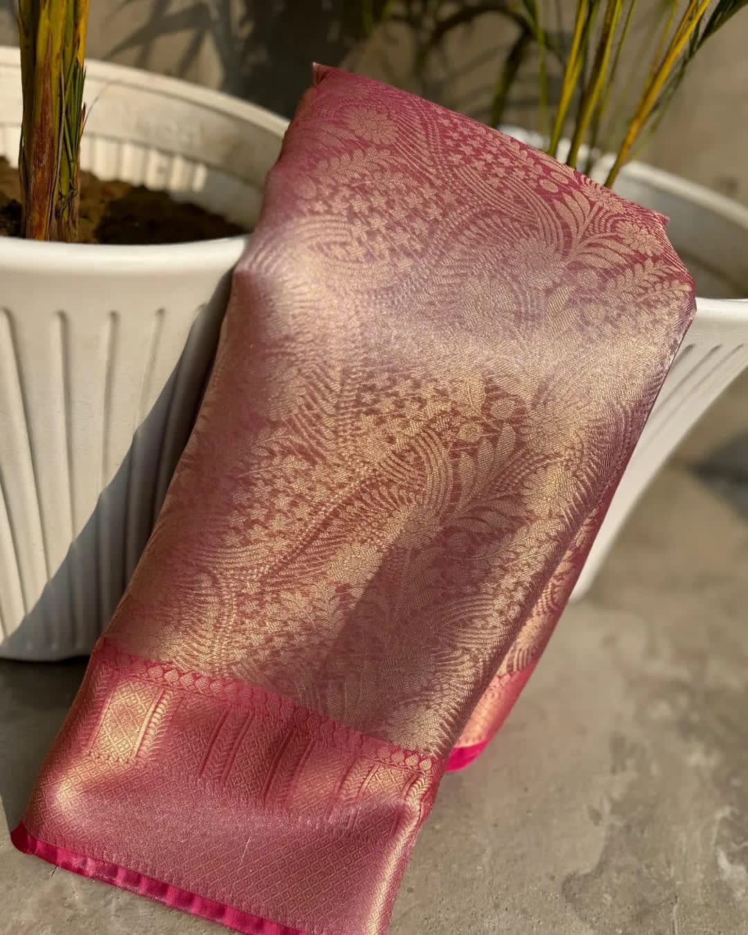 Sai Pallavi Inspired Banarasi Tissue Saree