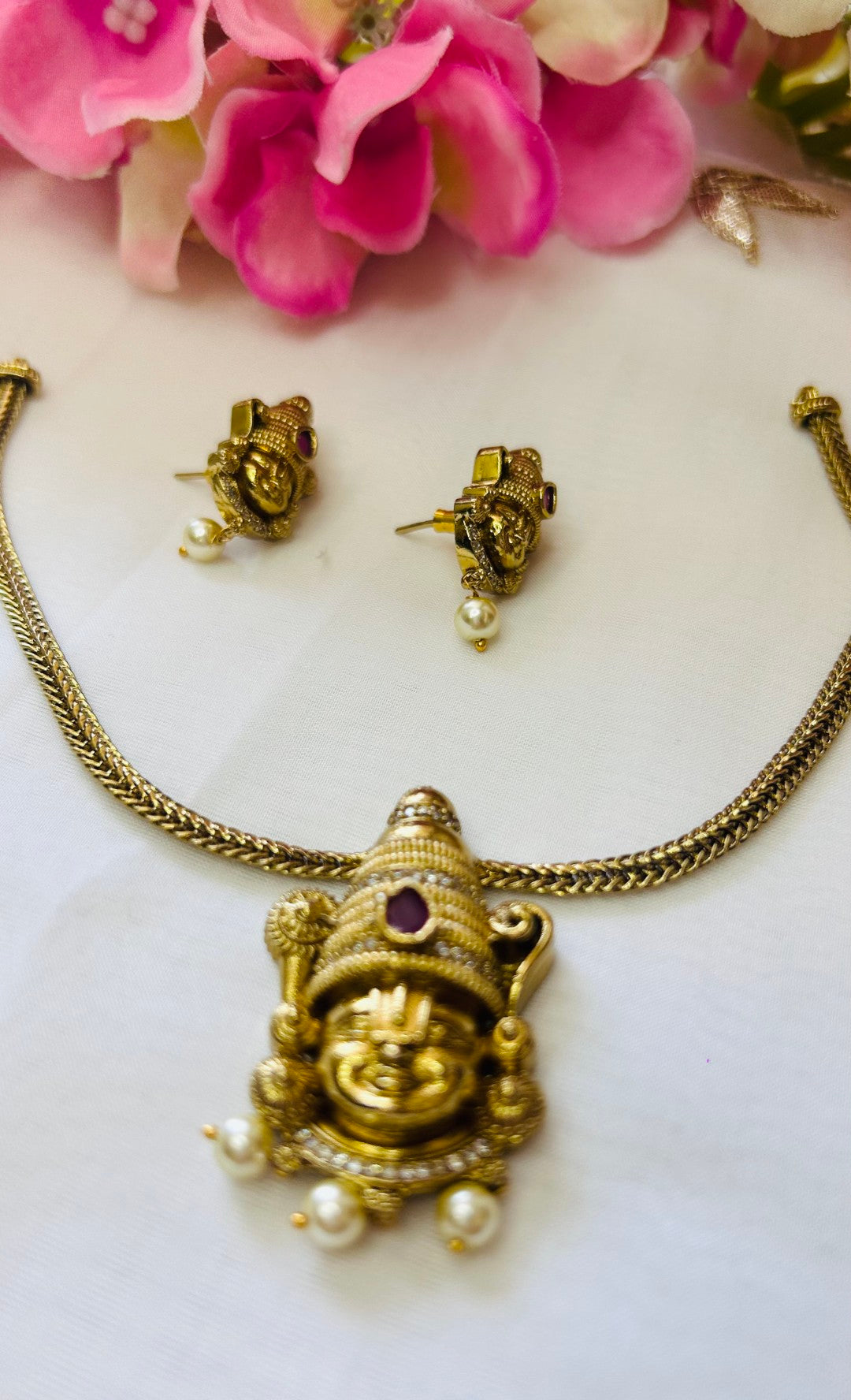 Traditional Lord Venkateswara (Balaji) Pendant Necklace Set