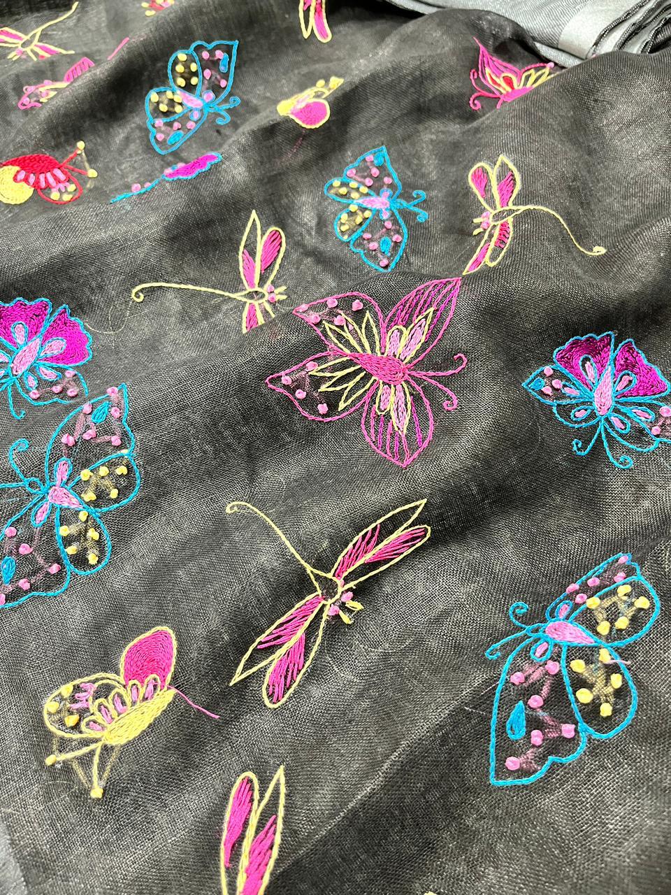 Linen Embroidery Saree In Grey