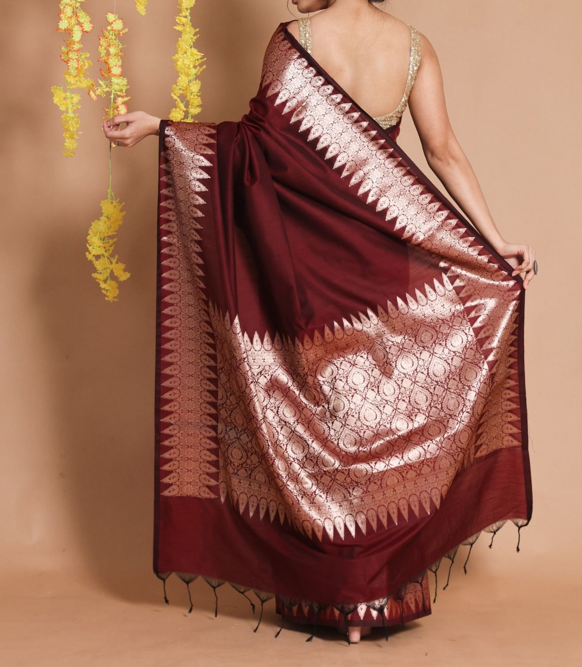 Banarasi soft silk semi kathan saree heavy pallu border and in maroon 