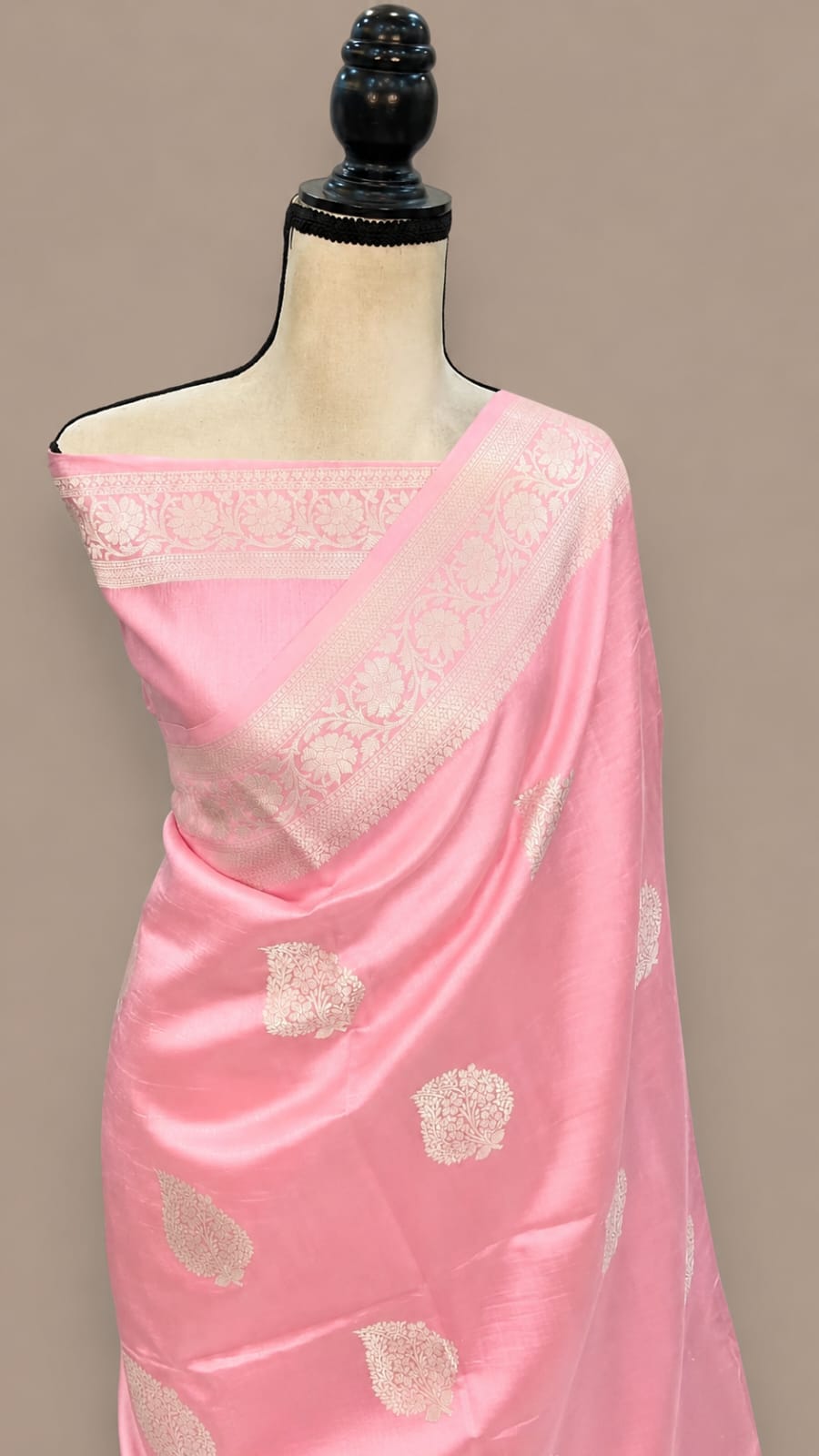 Banarasi Handloom Raw Mango Silk Saree In Pink