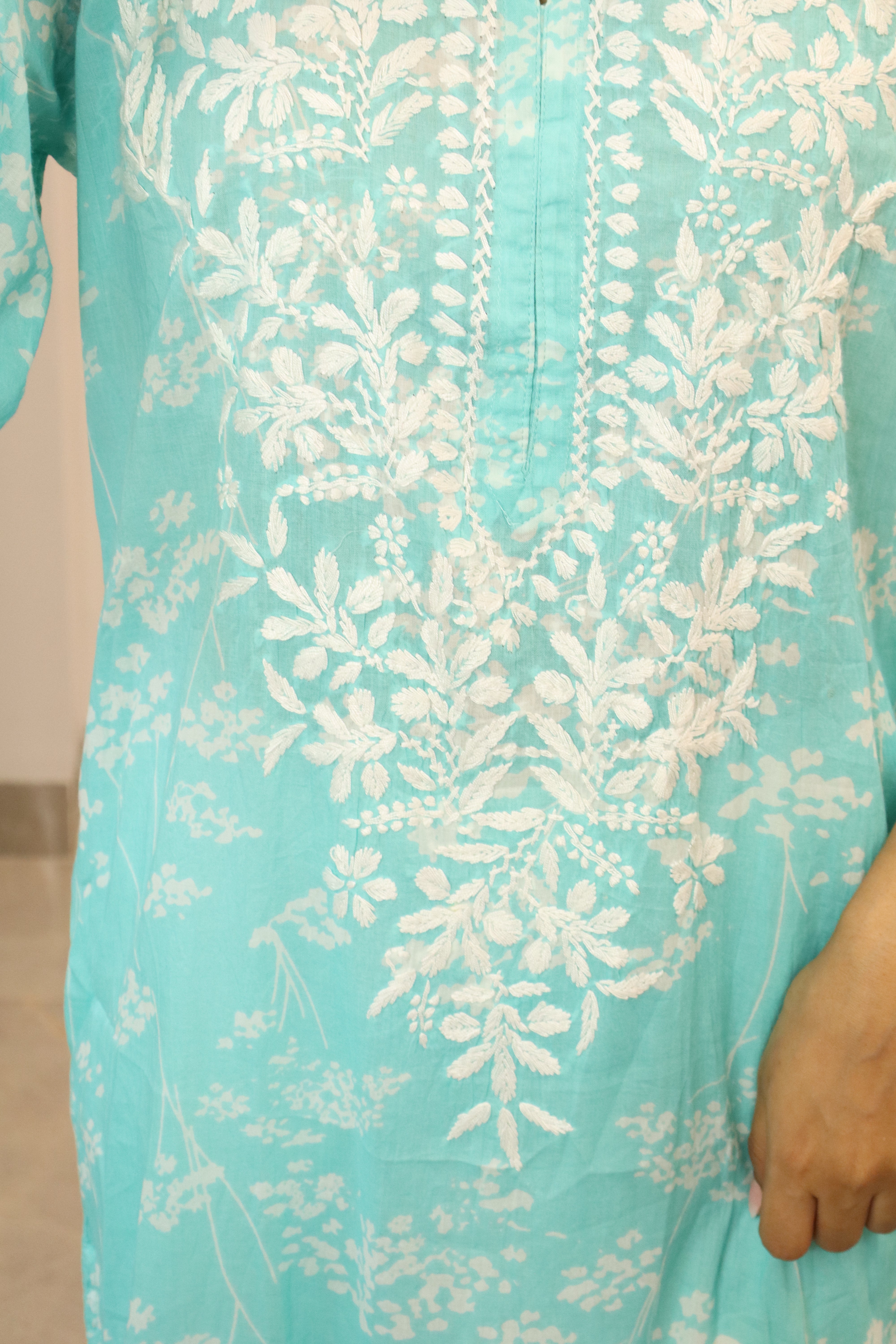 Blue floral mul cotton chikankari kurti (only kurti)