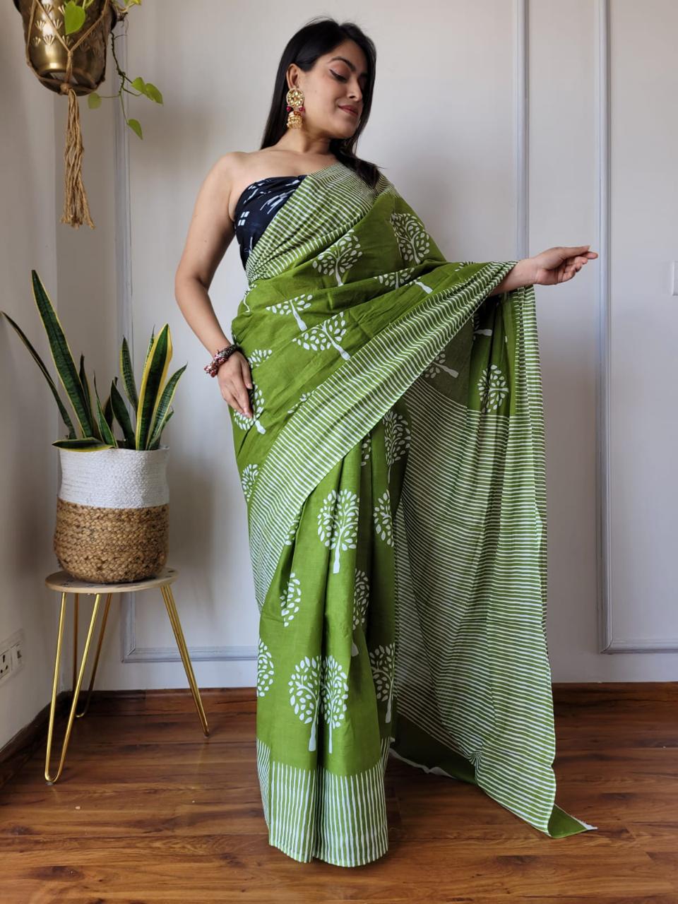 Green Cotton Printed Saree