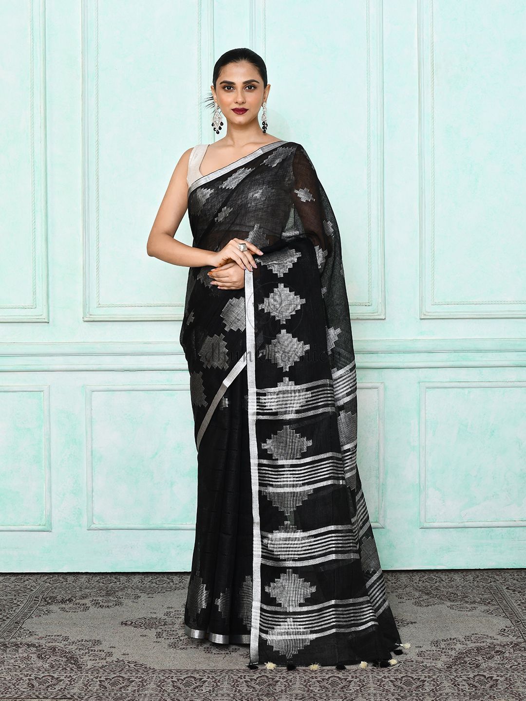 Jamdani Woven Black linen  saree