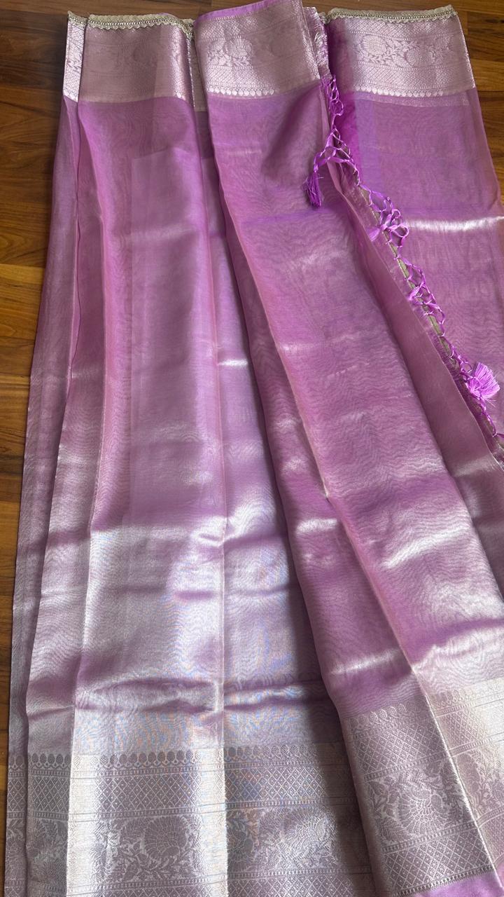 Jahanavi  Kapoor Pink Tissue Saree