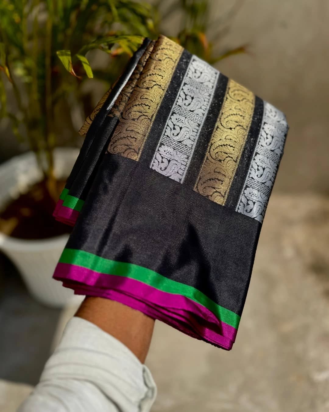 Nita Ambani Inspired Semi Kathan Soft Silk Saree