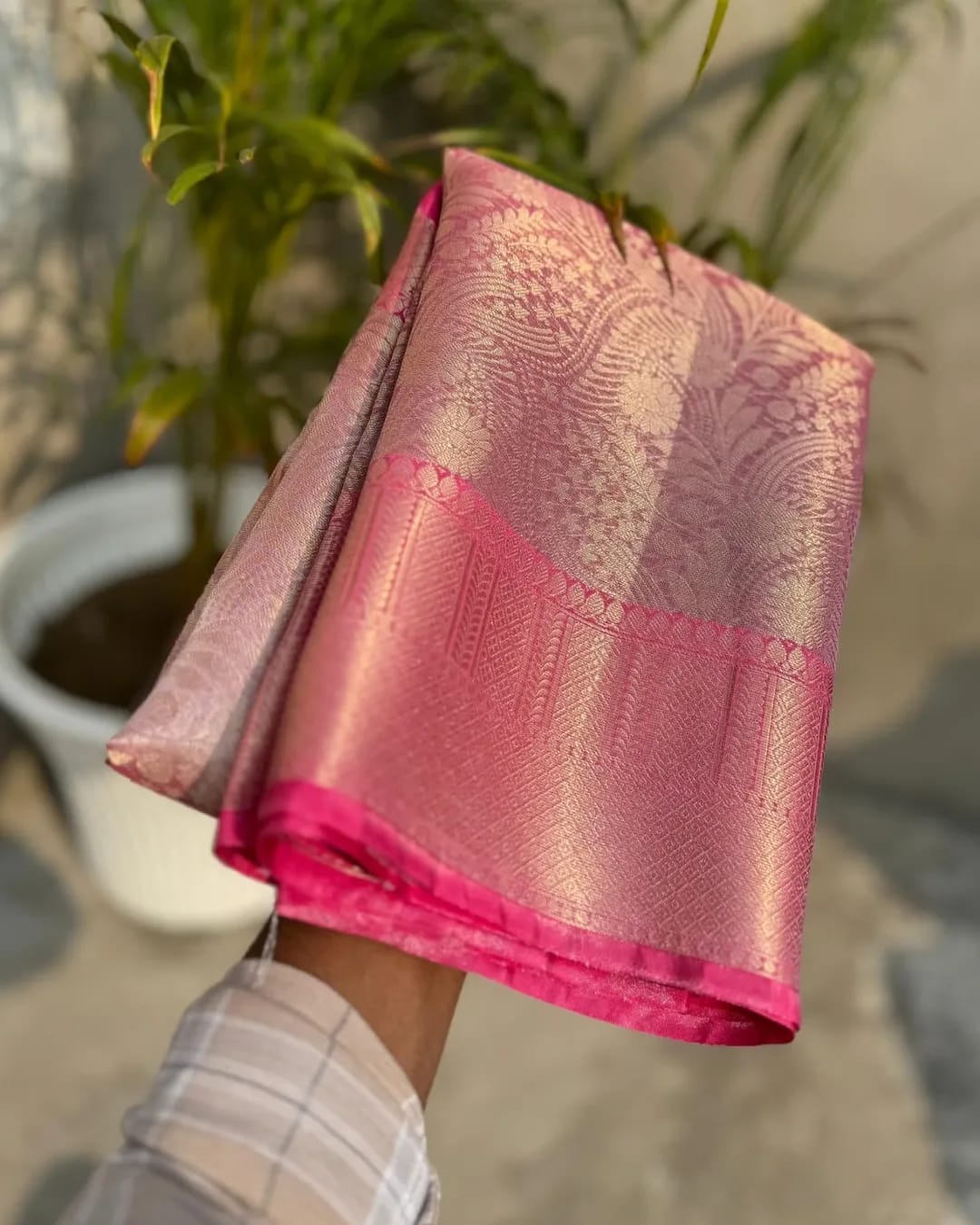 Sai Pallavi Inspired Banarasi Tissue Saree