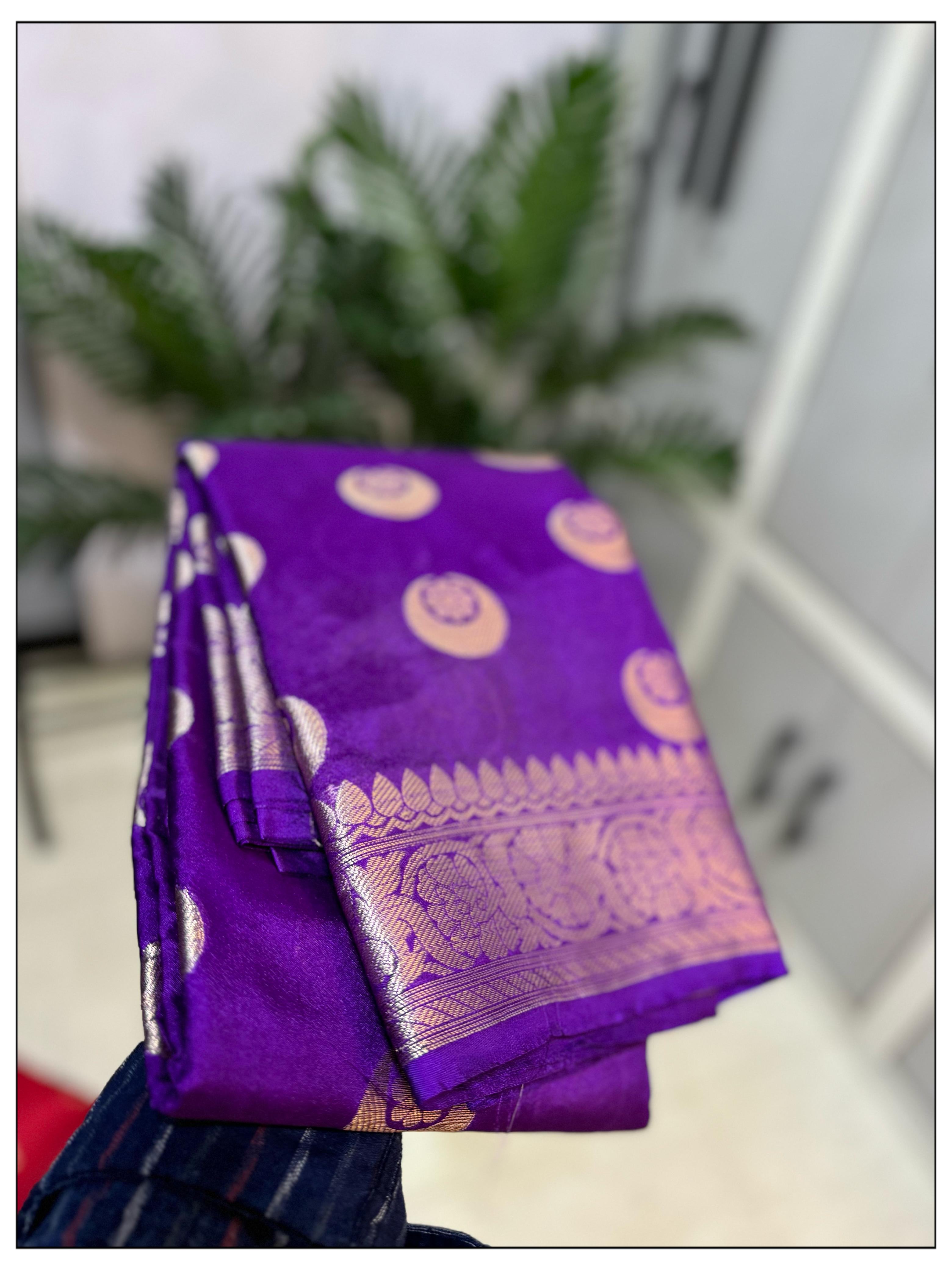 Madhuri Dixit Inspired Semi Kathan Soft Silk Saree