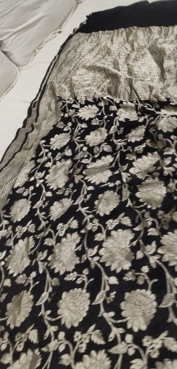 Black Banarasi Saree With Flower Jaal