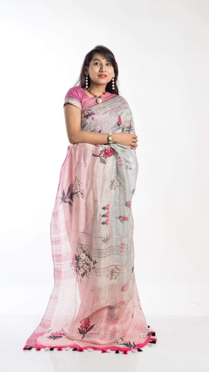 Floral Digital Print Linen Saree In Baby Pink,Buy Digital Print Saree Online,Latest Printed Linen Saree At Affordable Rate