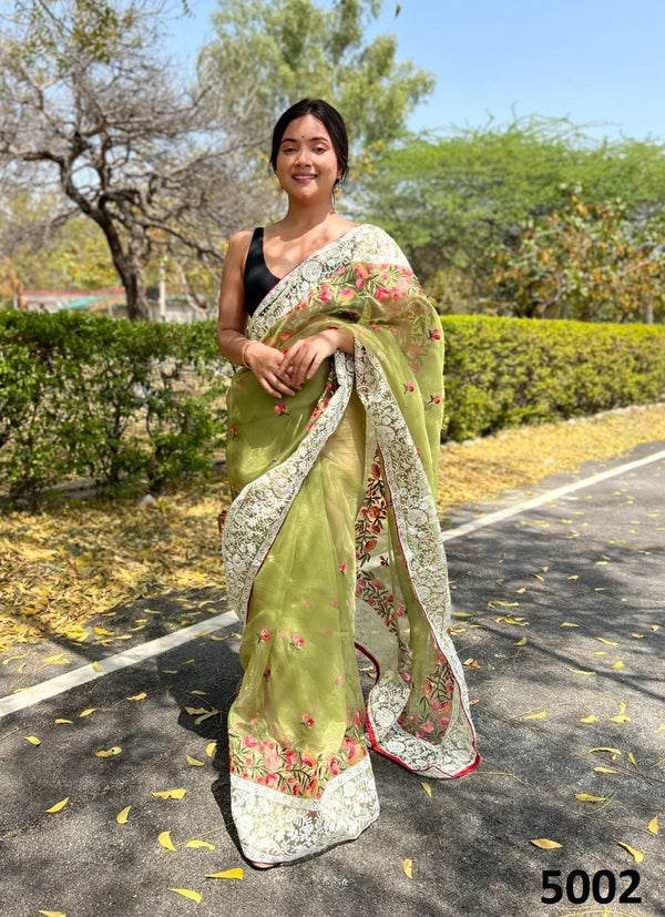 Green Organza Saree With Embroidery