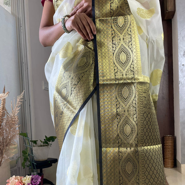 Banarasi White Semi Kora Organza Saree